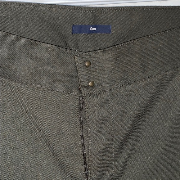 Green Riding style Pants - Picture 4 of 4